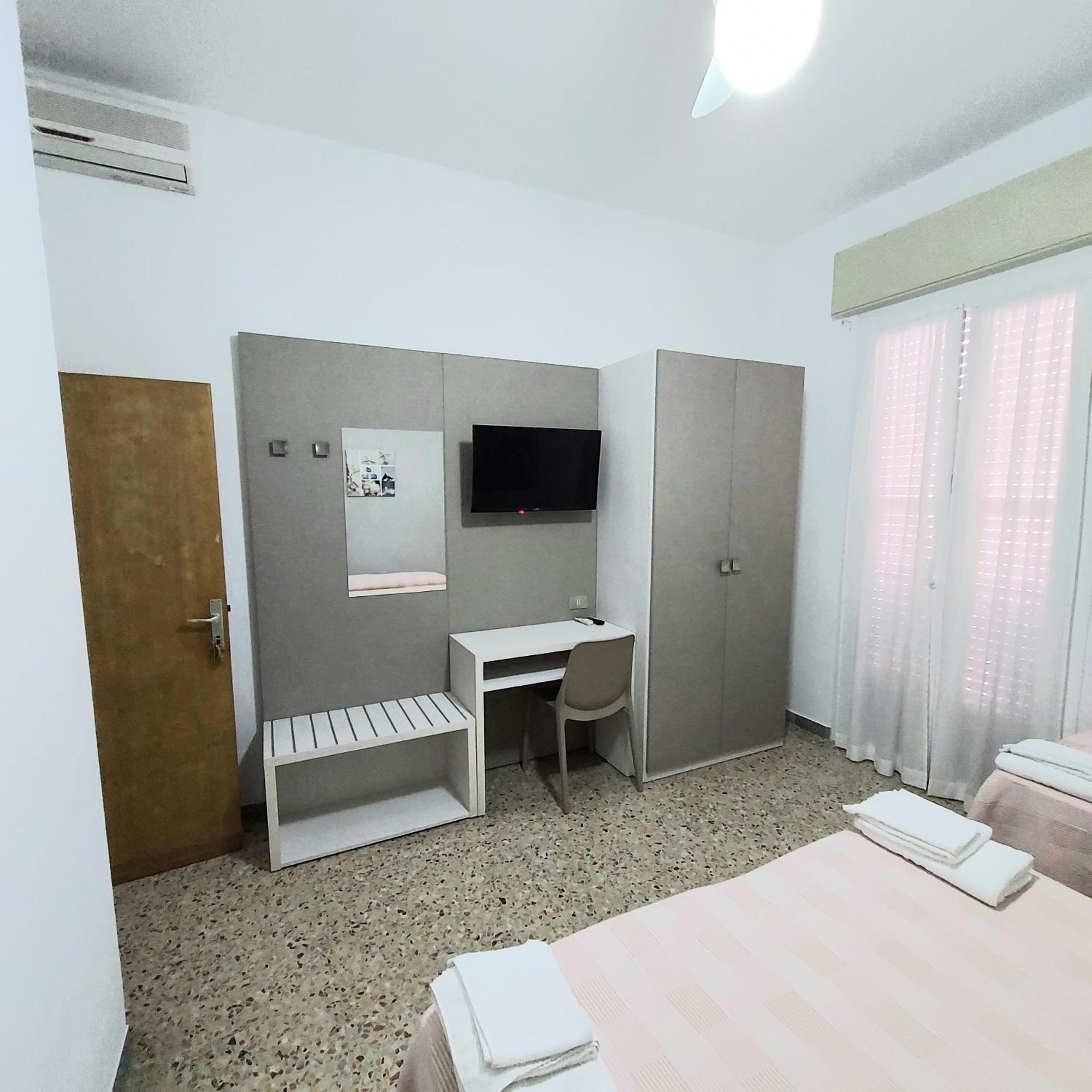צ'סנטיקו Hotel Villa Alberta B&B חדר תמונה