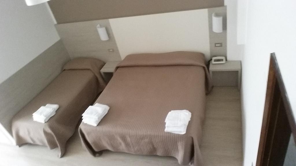 צ'סנטיקו Hotel Villa Alberta B&B מראה חיצוני תמונה
